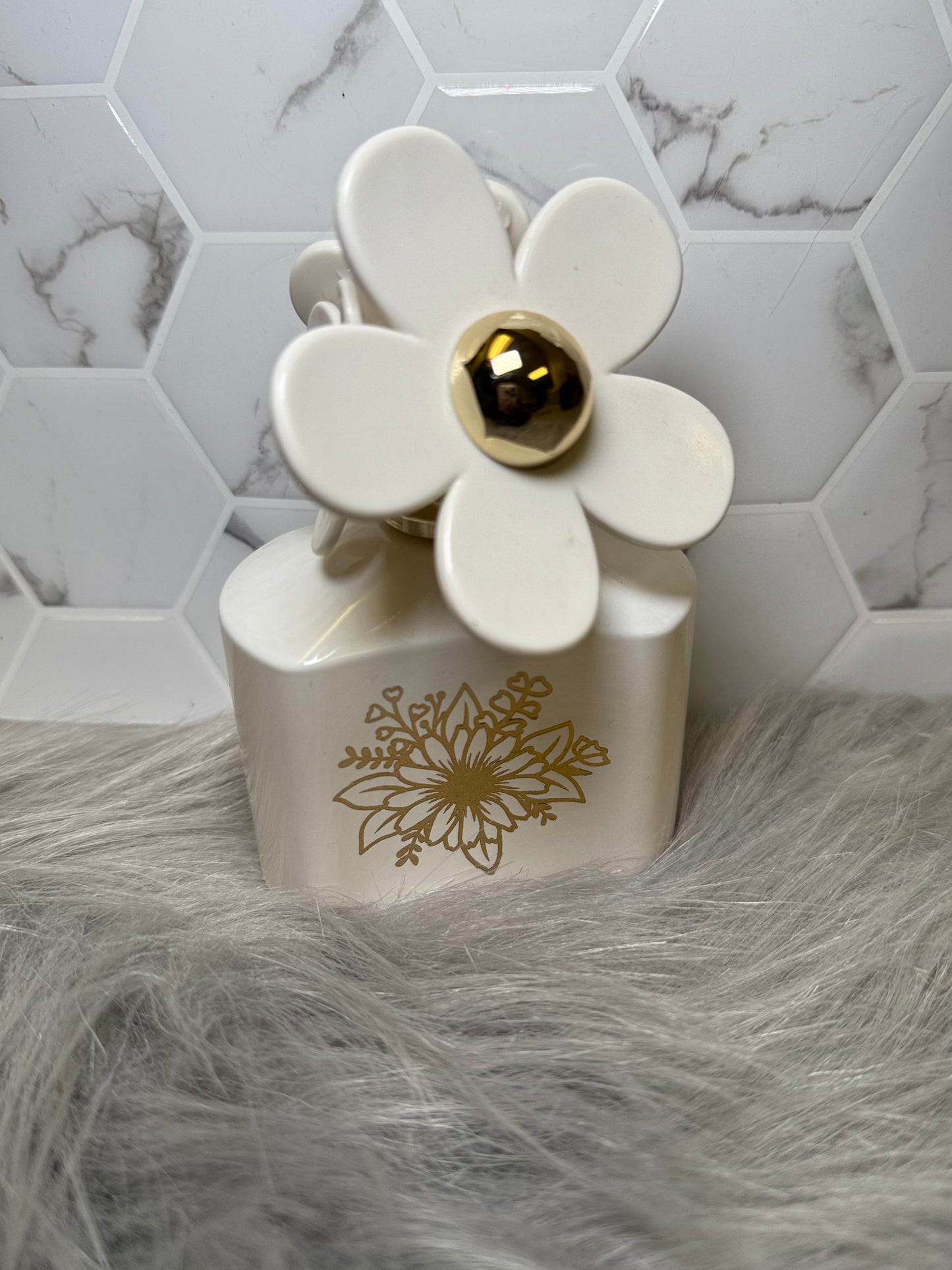 Perfume Bottle Engraving (Photo and Text)