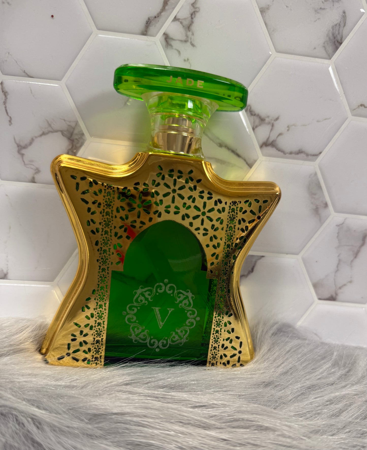 Perfume Bottle Engraving (Photo and Text)